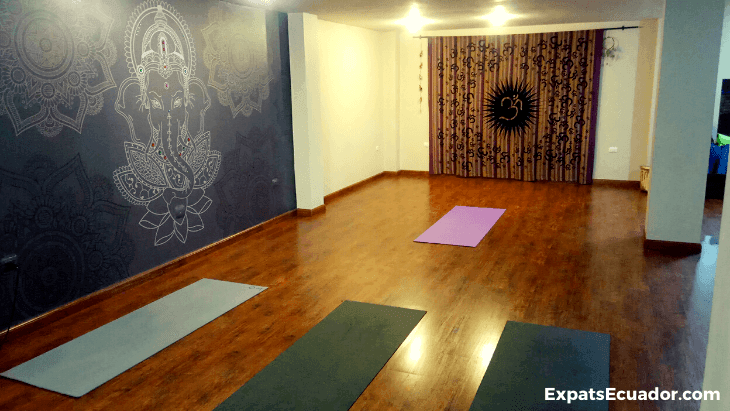 OM Yoga Studio Cuenca (1)